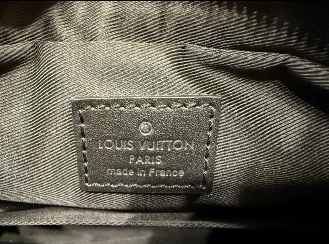 LOUIS VUITTON トリオメッセンジャー