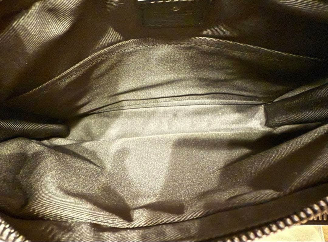 LOUIS VUITTON トリオメッセンジャー