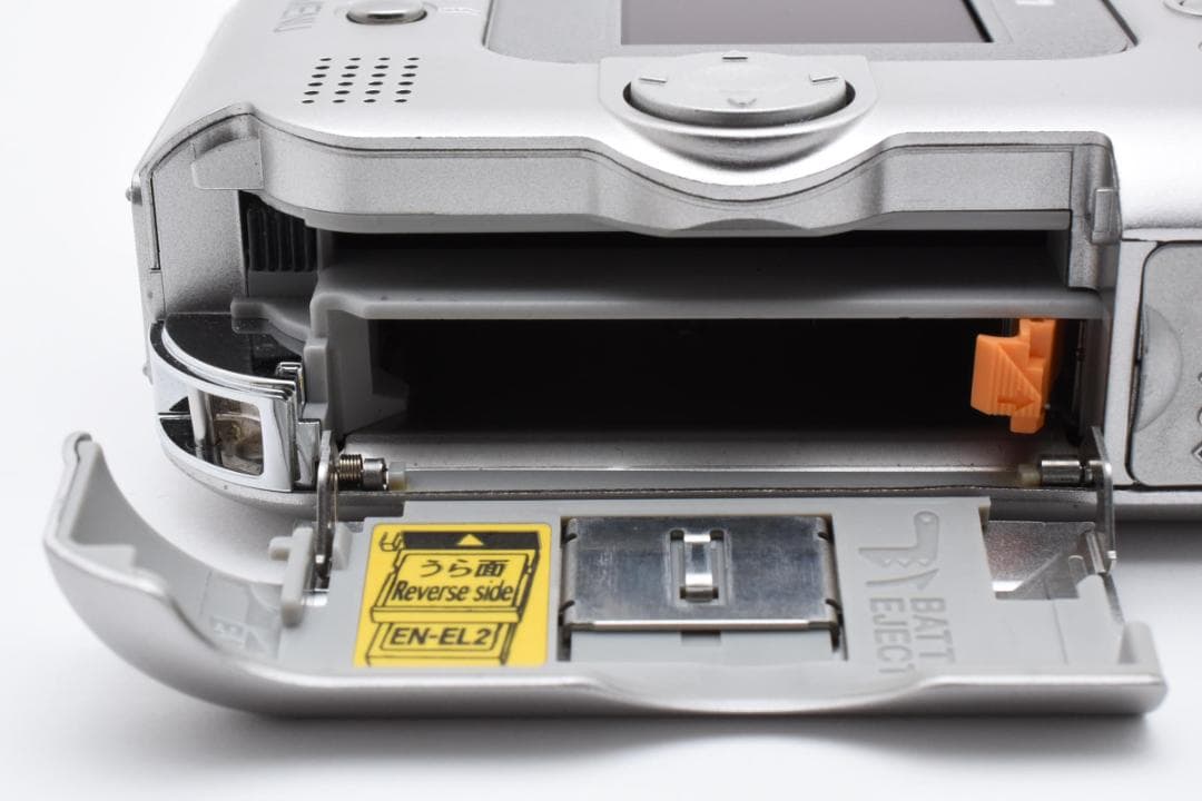 極美品 Nikon COOLPIX SQ レトロ コンデジ カメラ リバイバル