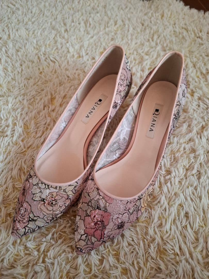 DIANA ミュシャ ミュール