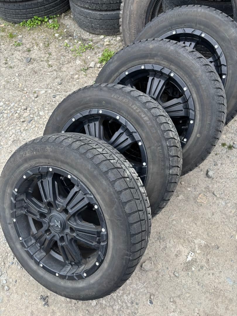 ハイエース200系 16インチ２本１セット