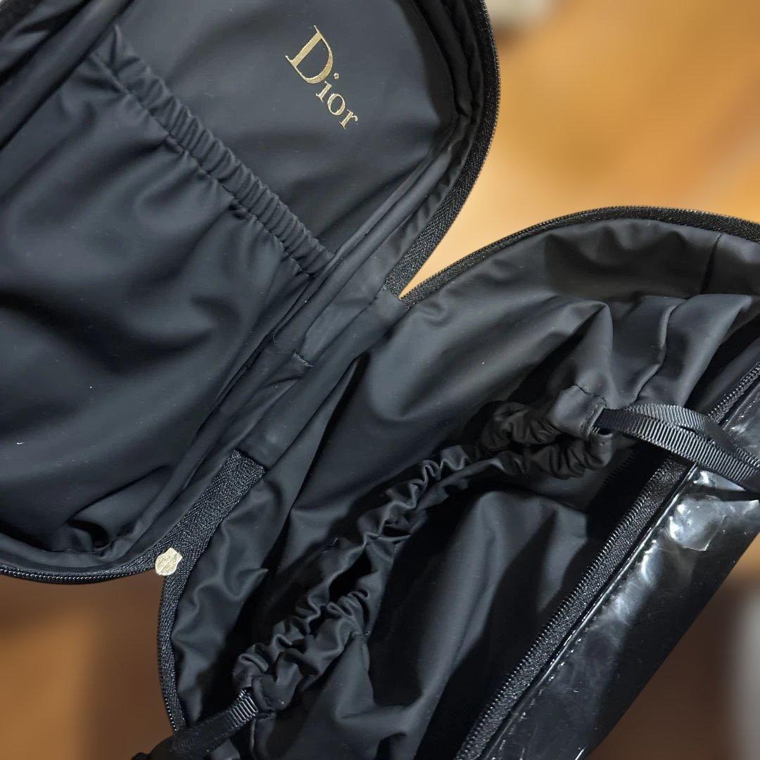 お買い得！Dior ホリデーポーチ ジャドールミニ香水　カプチュールローション他