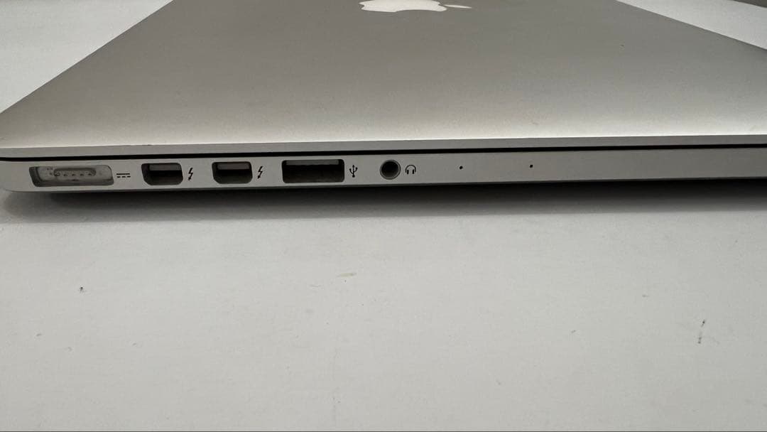 MacBook pro retina 13インチ mid2014