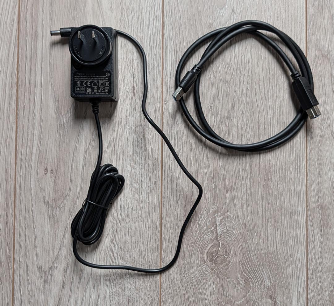 Seagate 8TB 外付けHDD