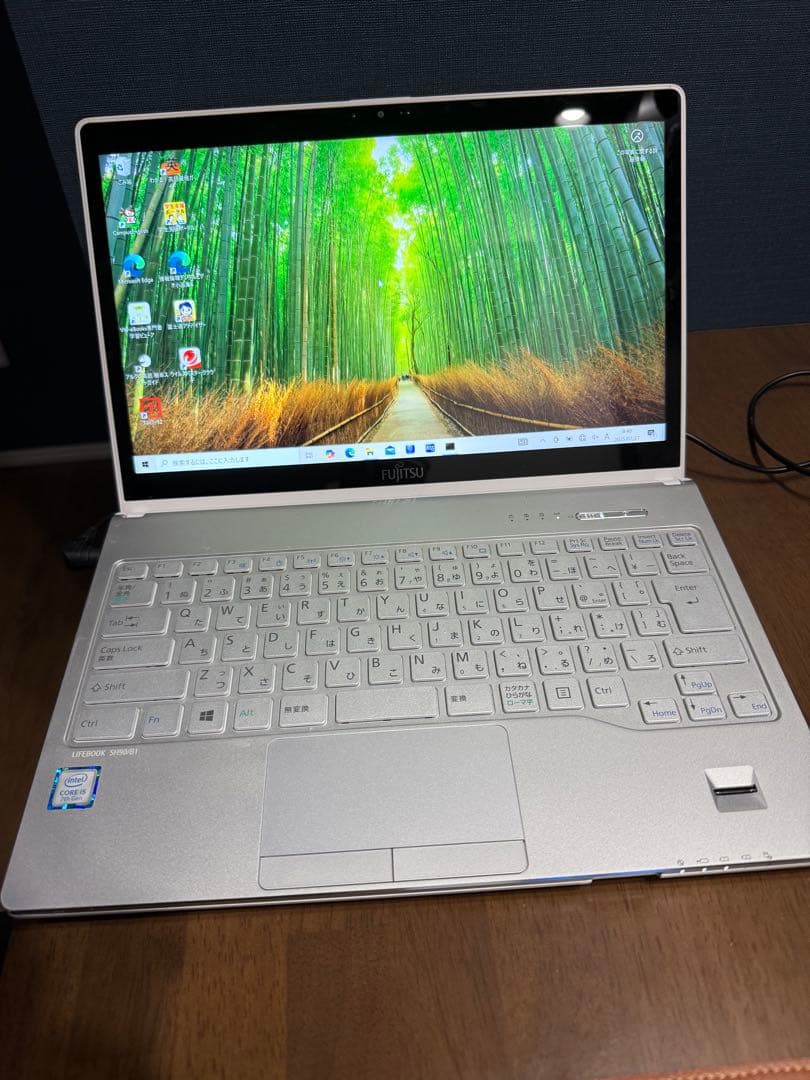 富士通　LIFEBOOK SH90/B1 ノートパソコン