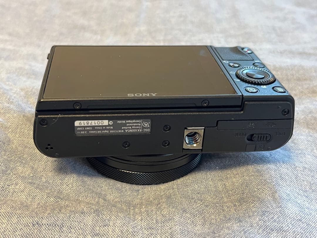 SONY RX100M5A +新品未使用MPK-URX100A