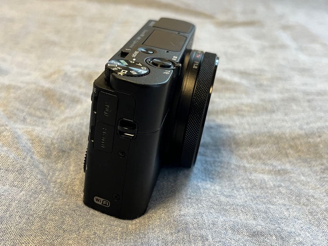 SONY RX100M5A +新品未使用MPK-URX100A