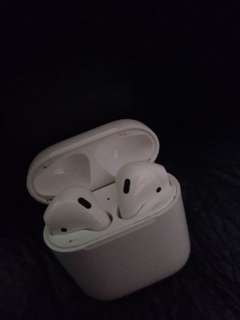 イヤホン AirPods