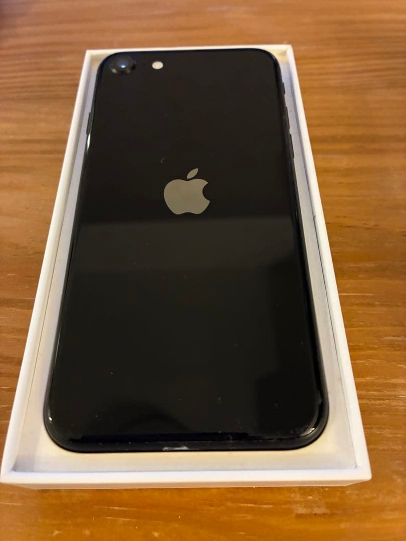 iPhone SE (第3世代) ブラック