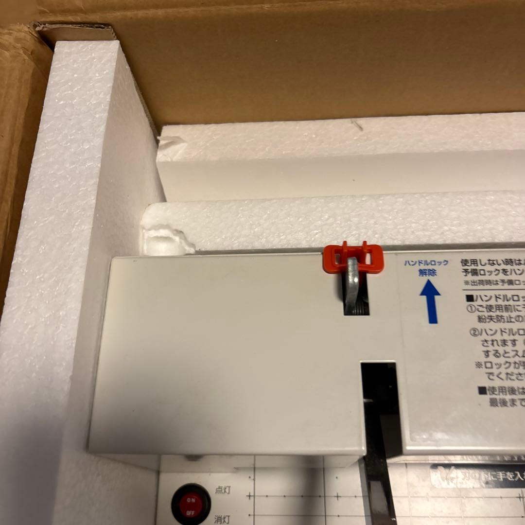 PLUS裁断機　PK-513LN 断裁機