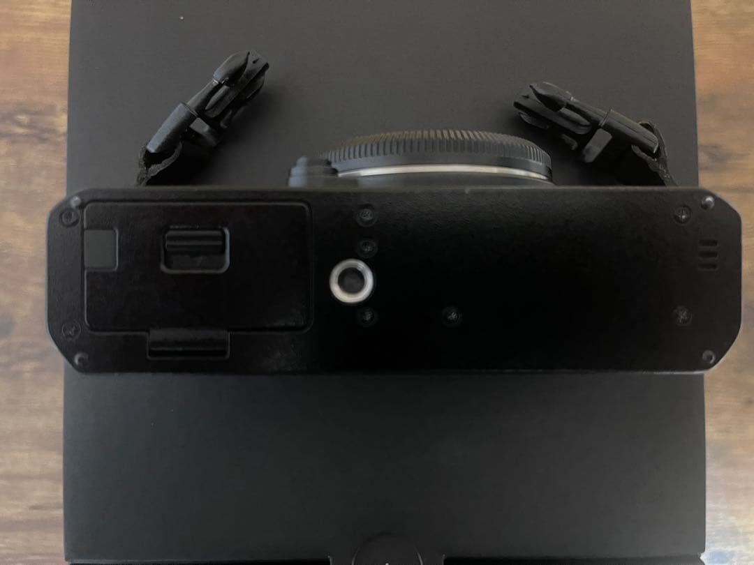 FUJIFILM X-E4 ミラーレス一眼 本体