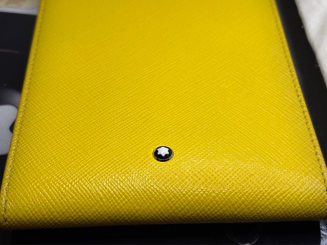 ⭐️金運幸運色⭐️モンブラン⭐️稀少完売入手困難品！大きさ問わず対応本革製スマホケース