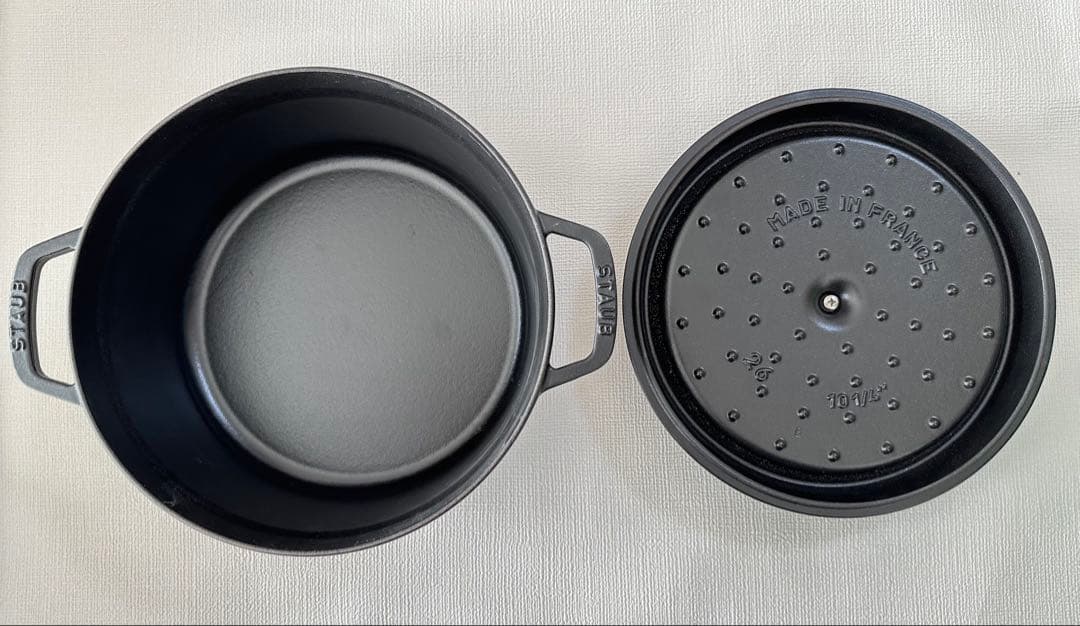 STAUB3点セット（ブラック）　ココットラウンド 26㎝ /ミニココット2個