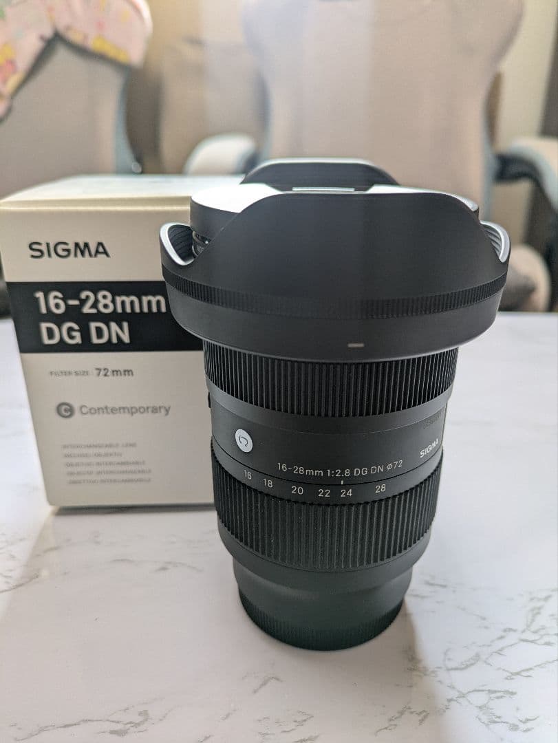 SIGMA 16-28mm DG DN F2.8 ズームレンズ　ソニーEマウント