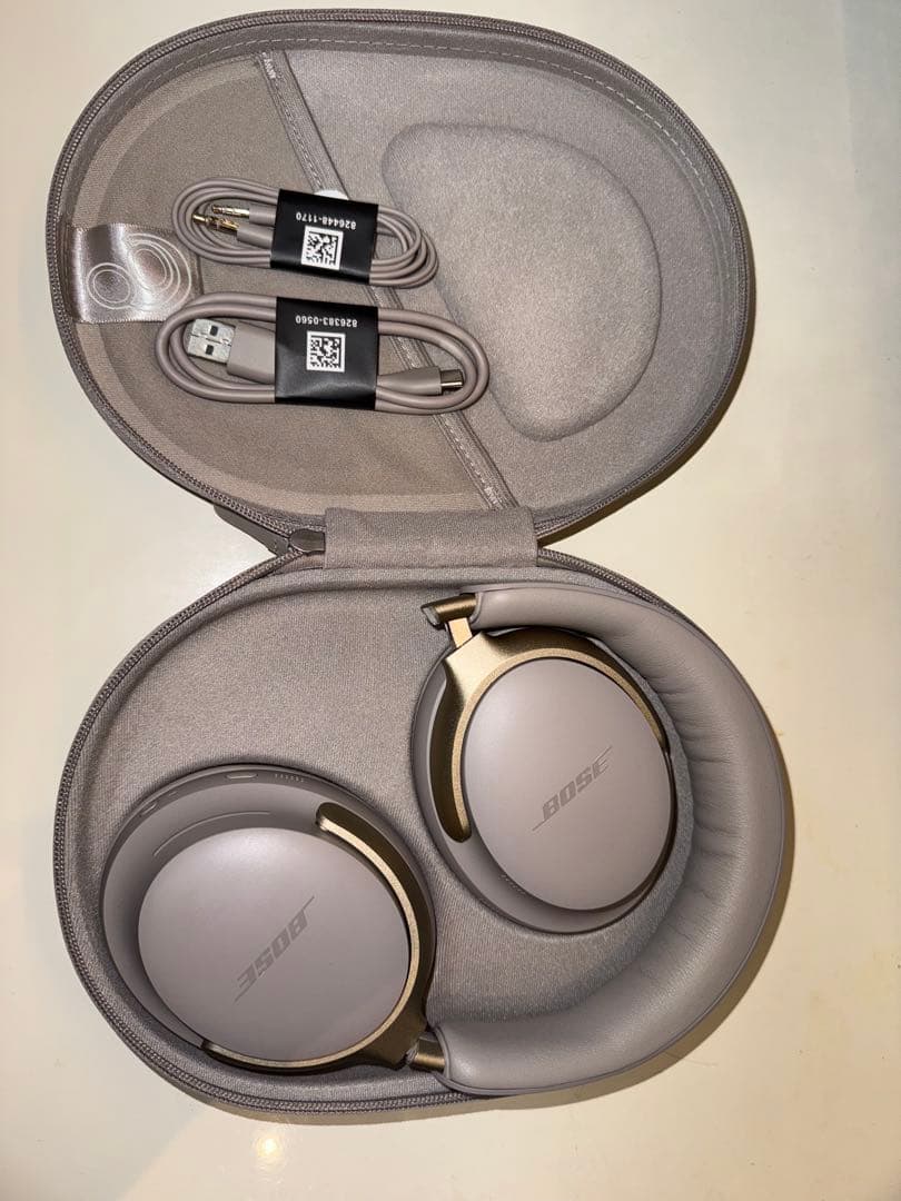 BOSE QuietComfort Ultra Headphoneサンドストーン