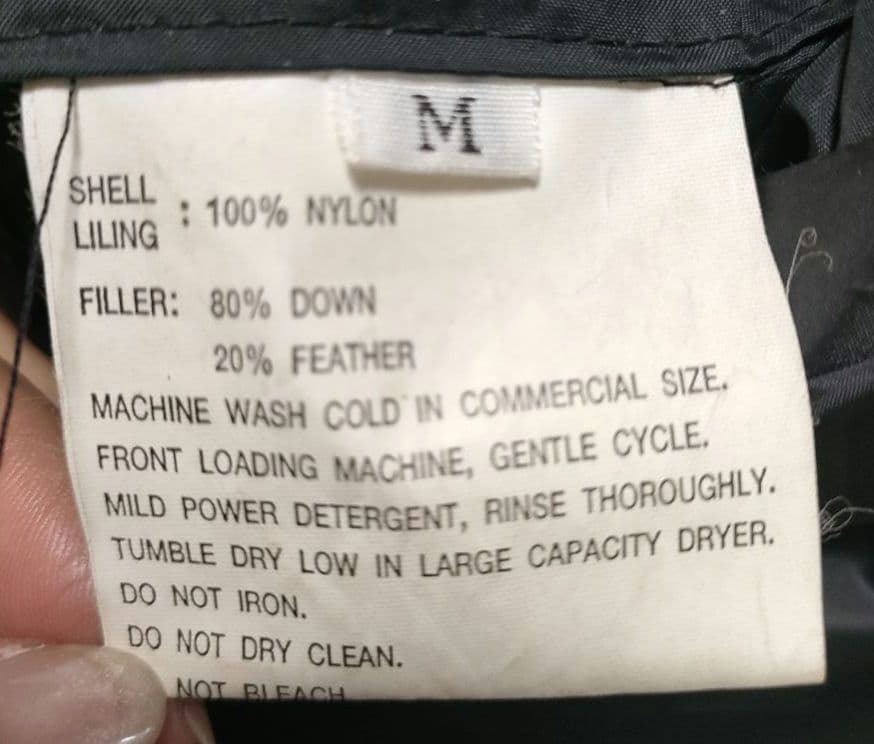 入手困難 大きいサイズ NIKE ダウンジャケット ロゴ 刺繍 リバーシブル 黒