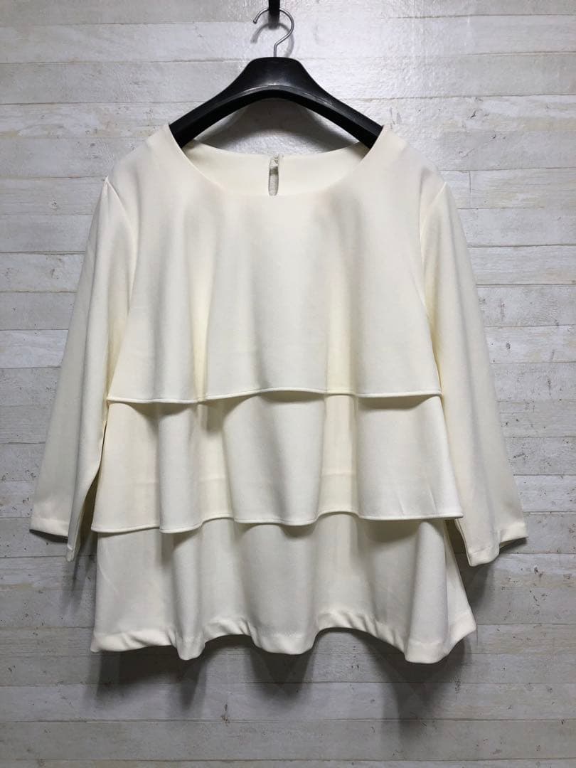 新品☆5Lサイズ♪紺系♪ノーカラーフォーマルパンツスーツ3点セット〇A999