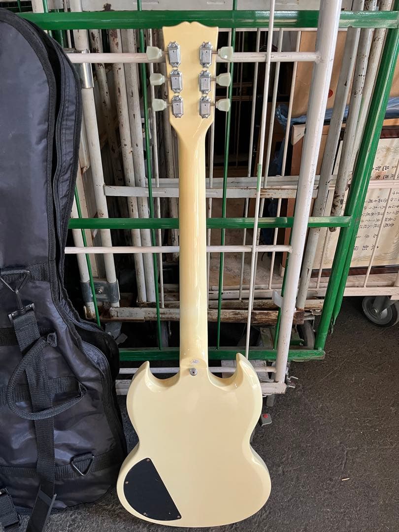 Maison SGスタイル エレキギター アイボリー　中古　現状品　ジャンク品