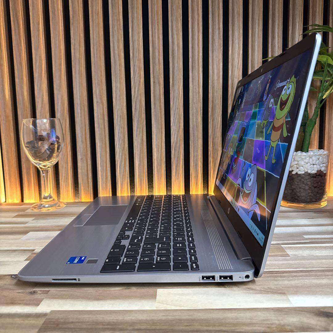 美品‼️HP 250 G9☘️高性能☘️第12世代☘️FHD☘️人気ノートパソコン