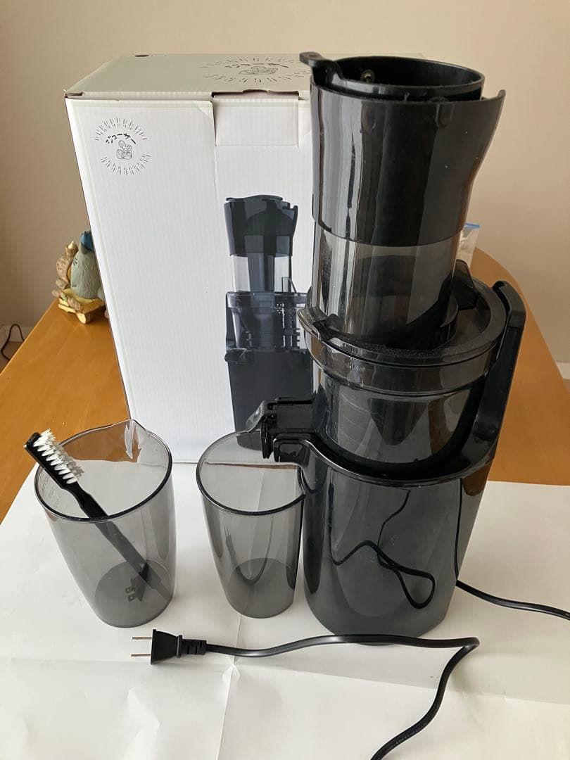 ミニスロージューサー　ブラック