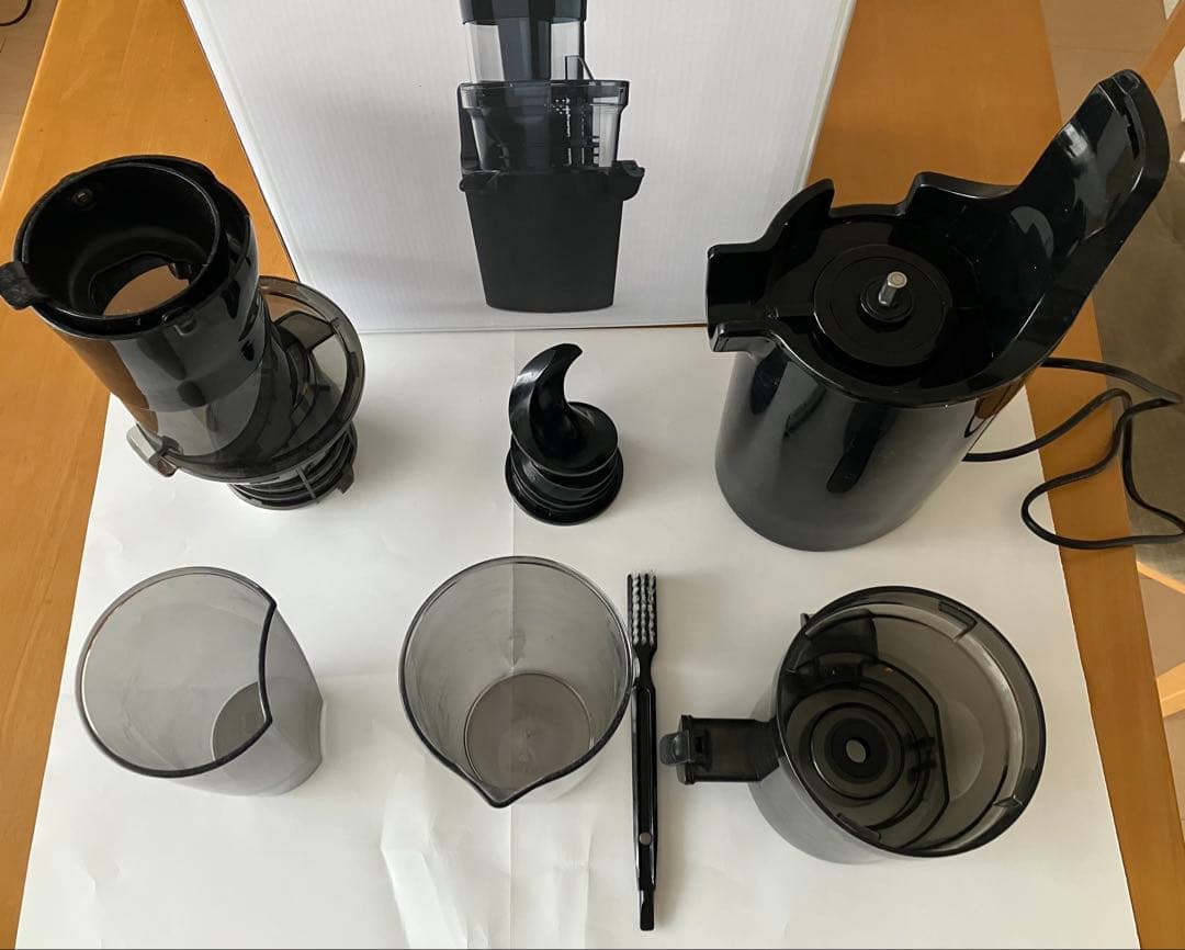 ミニスロージューサー　ブラック