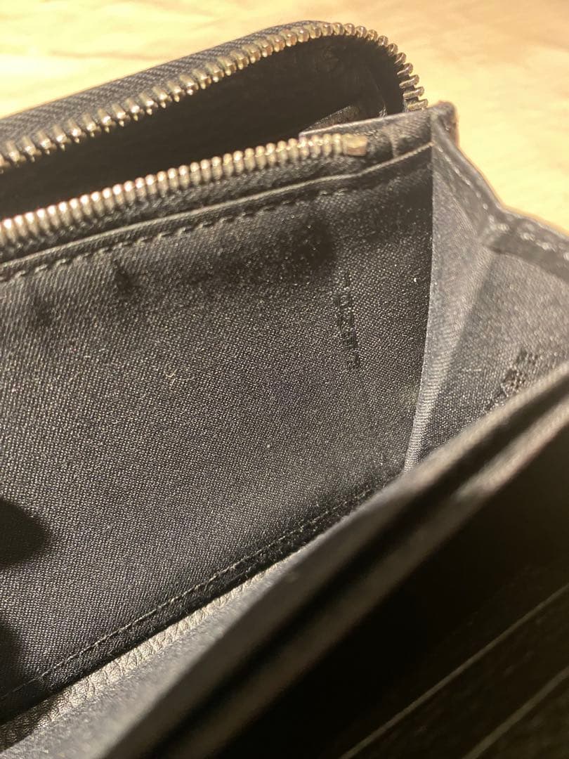 FENDI ROMA ブラックレザー長財布