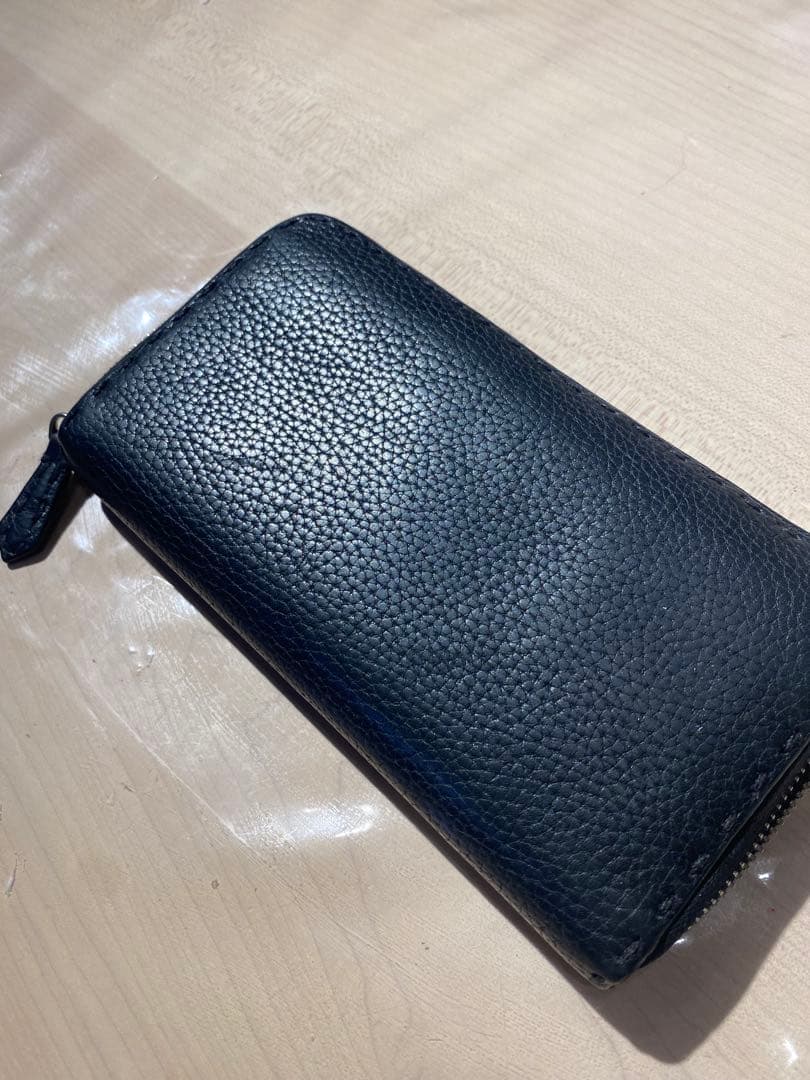 FENDI ROMA ブラックレザー長財布