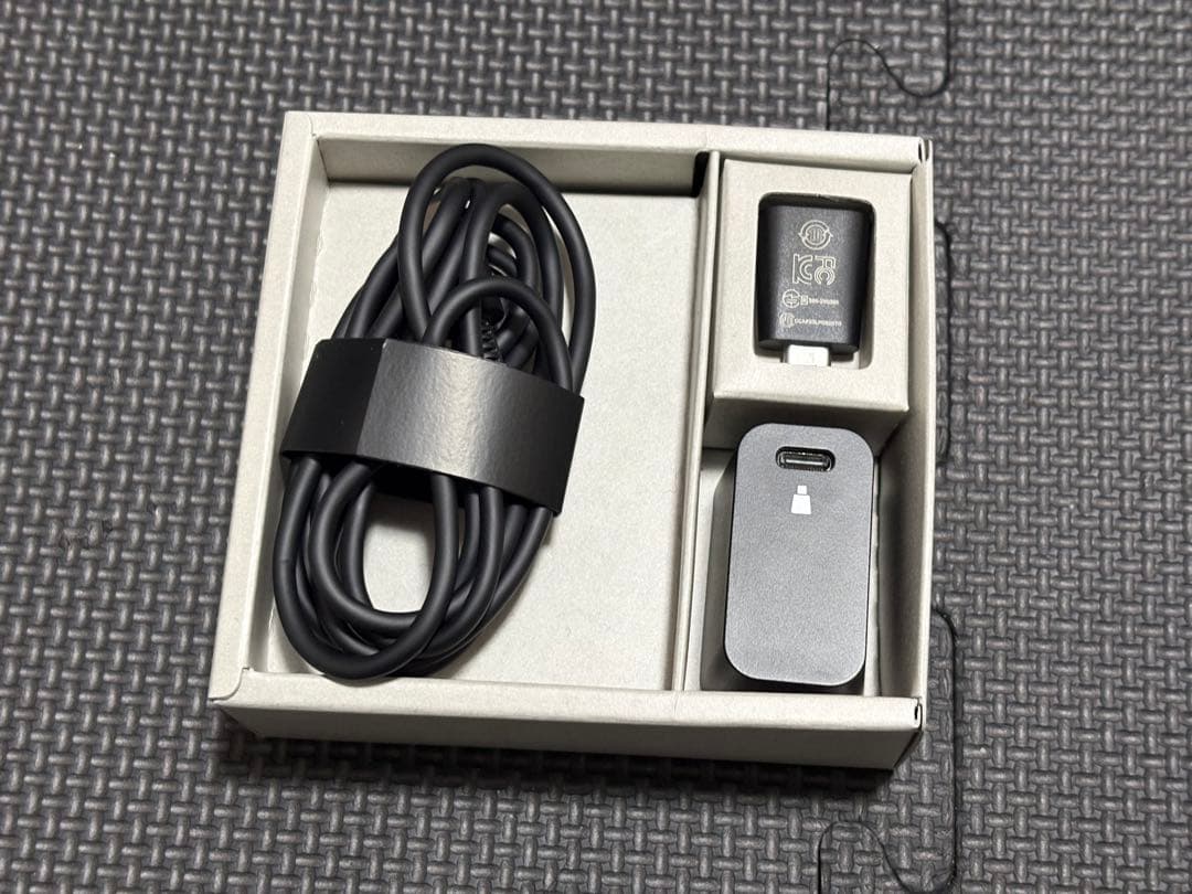 VIVE ultimate tracker 3個＋ベルト