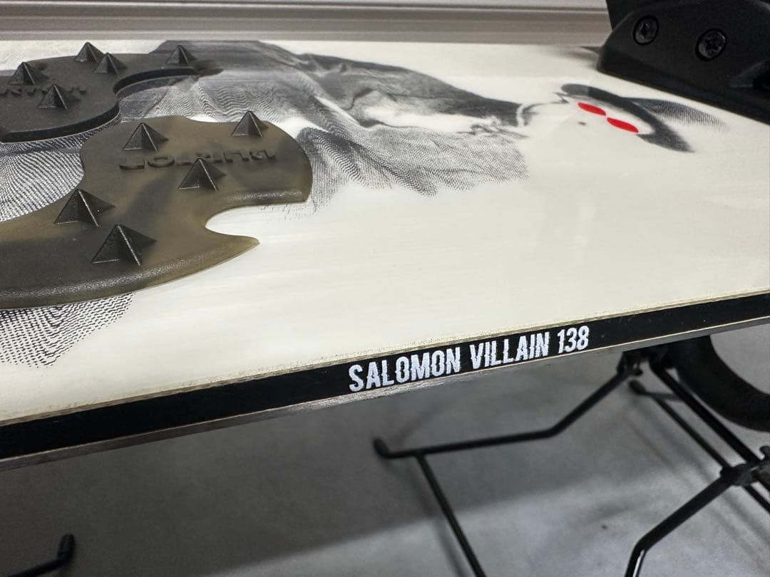 Salomon Villain スノーボード