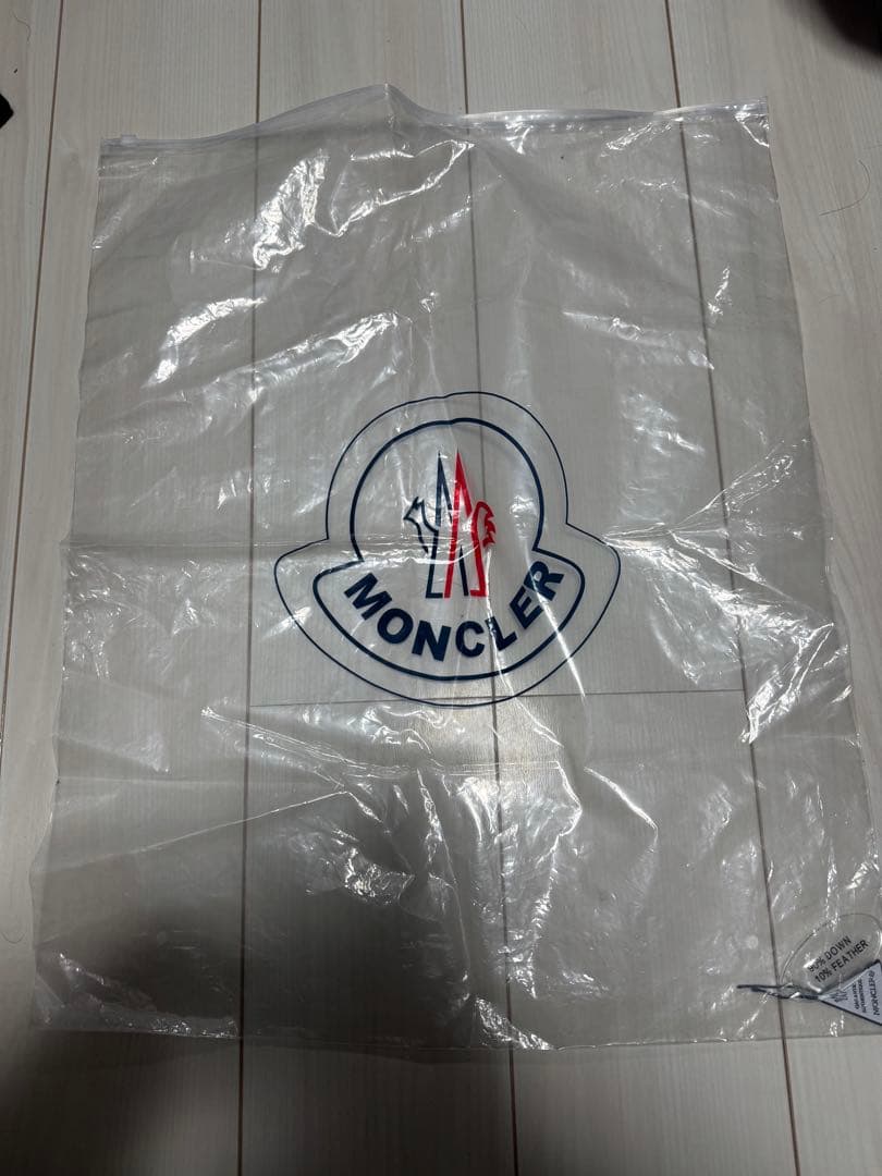 （ジャンク）Moncler ブラック ベスト XXL