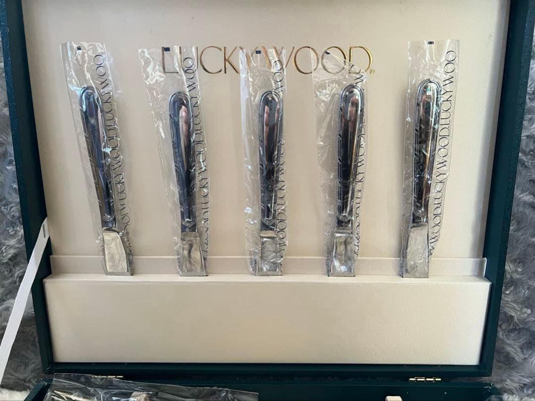 ラッキーウッド カトラリーセット　オーロリー　ディナーセット〈26本〉※キズ