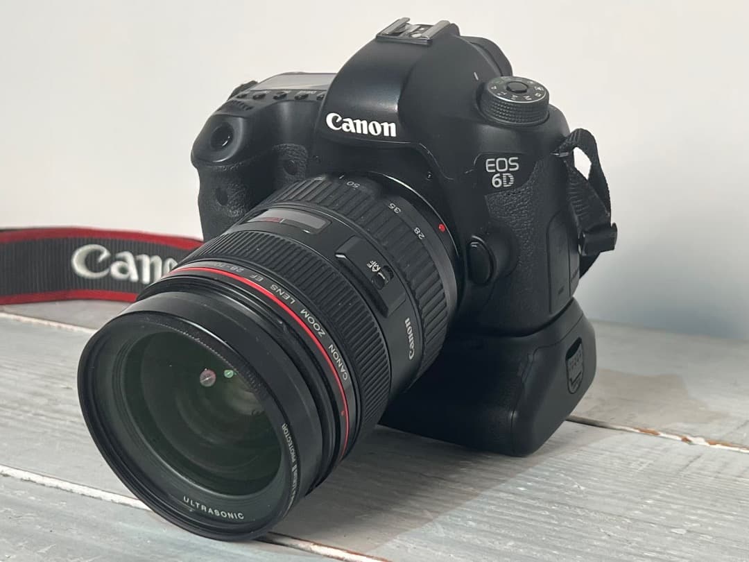 CANONキャノンEOS6Dレンズセット EF28-70+EF50+GRIP他