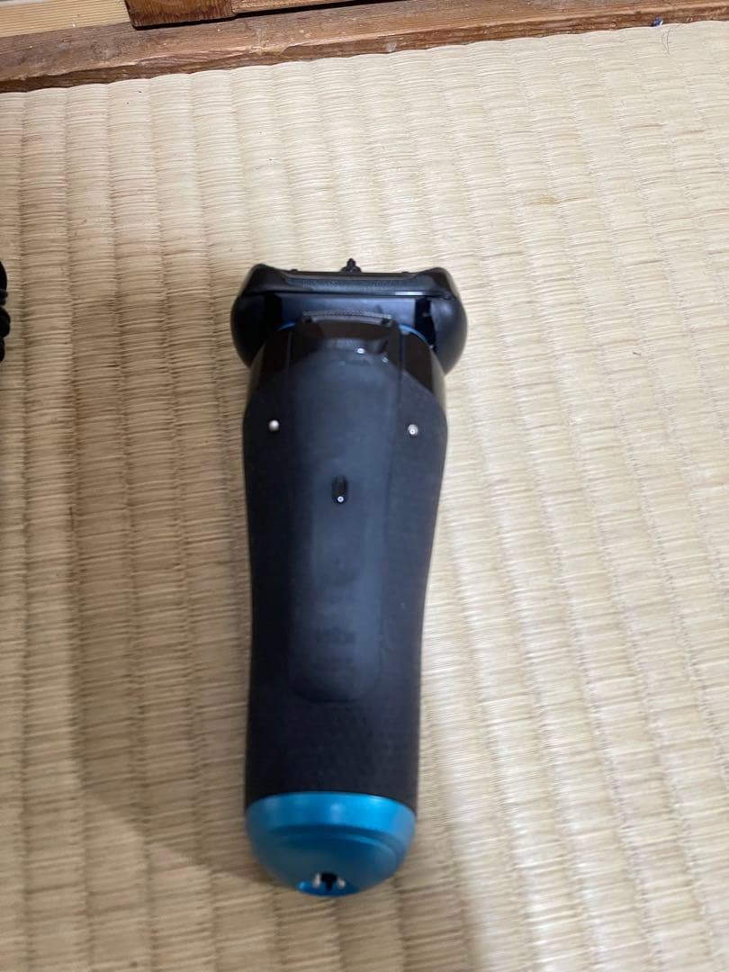 Braun S9 電気シェーバー 充電スタンド付き