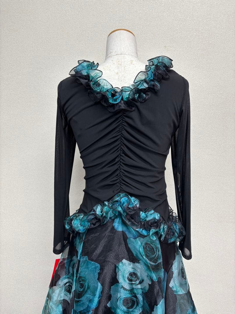 社交ダンス用バラ柄ワンピース