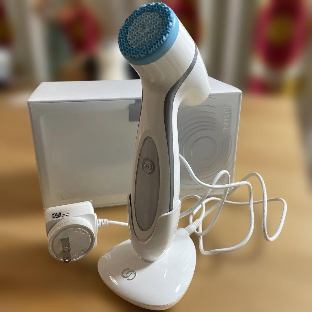 NU SKIN genLOC LumiSpa (ニュースキン ルミスパ)