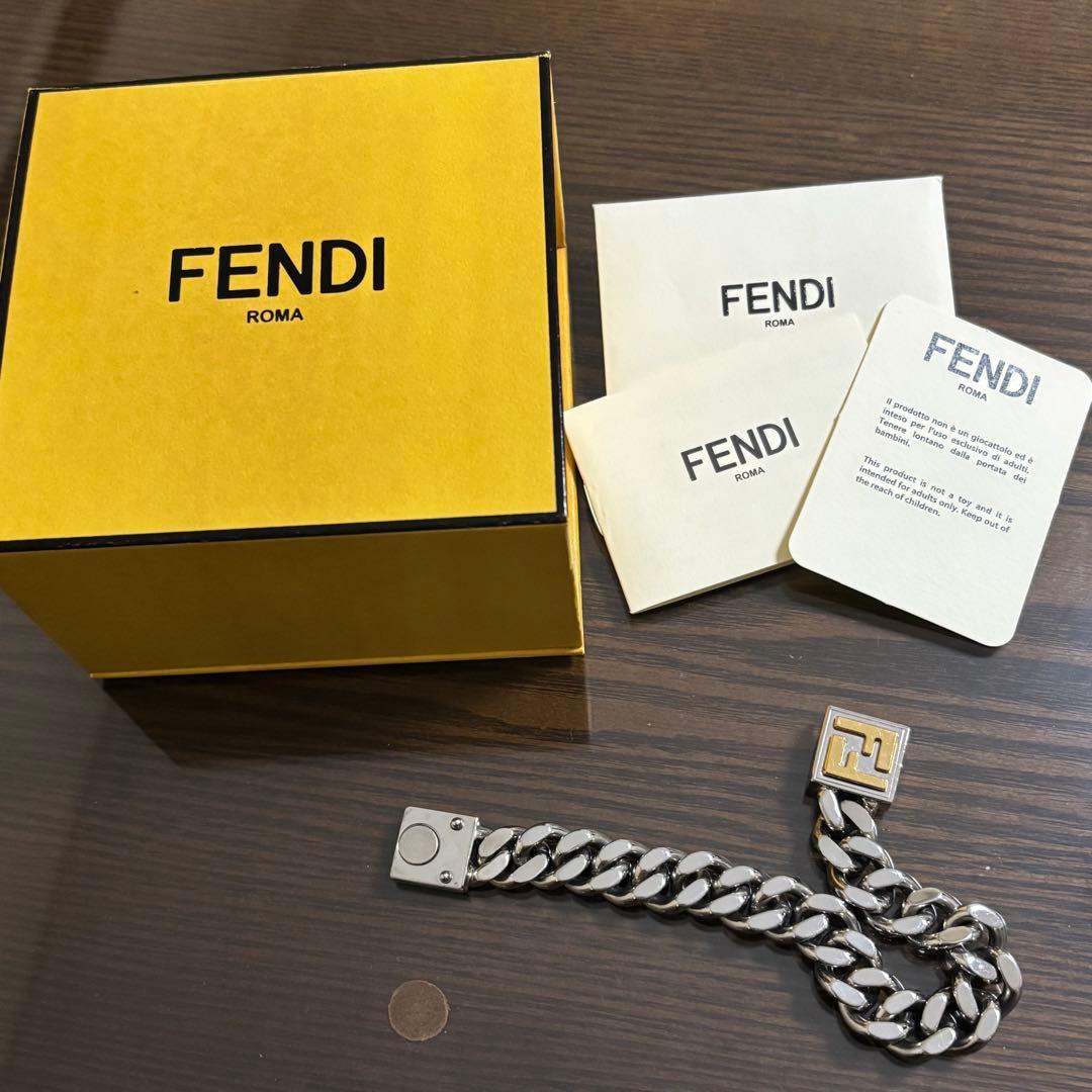 ［美品］フェンディ　FFロゴ　喜平　チェーンブレスレット　パラジウム＆ゴールド