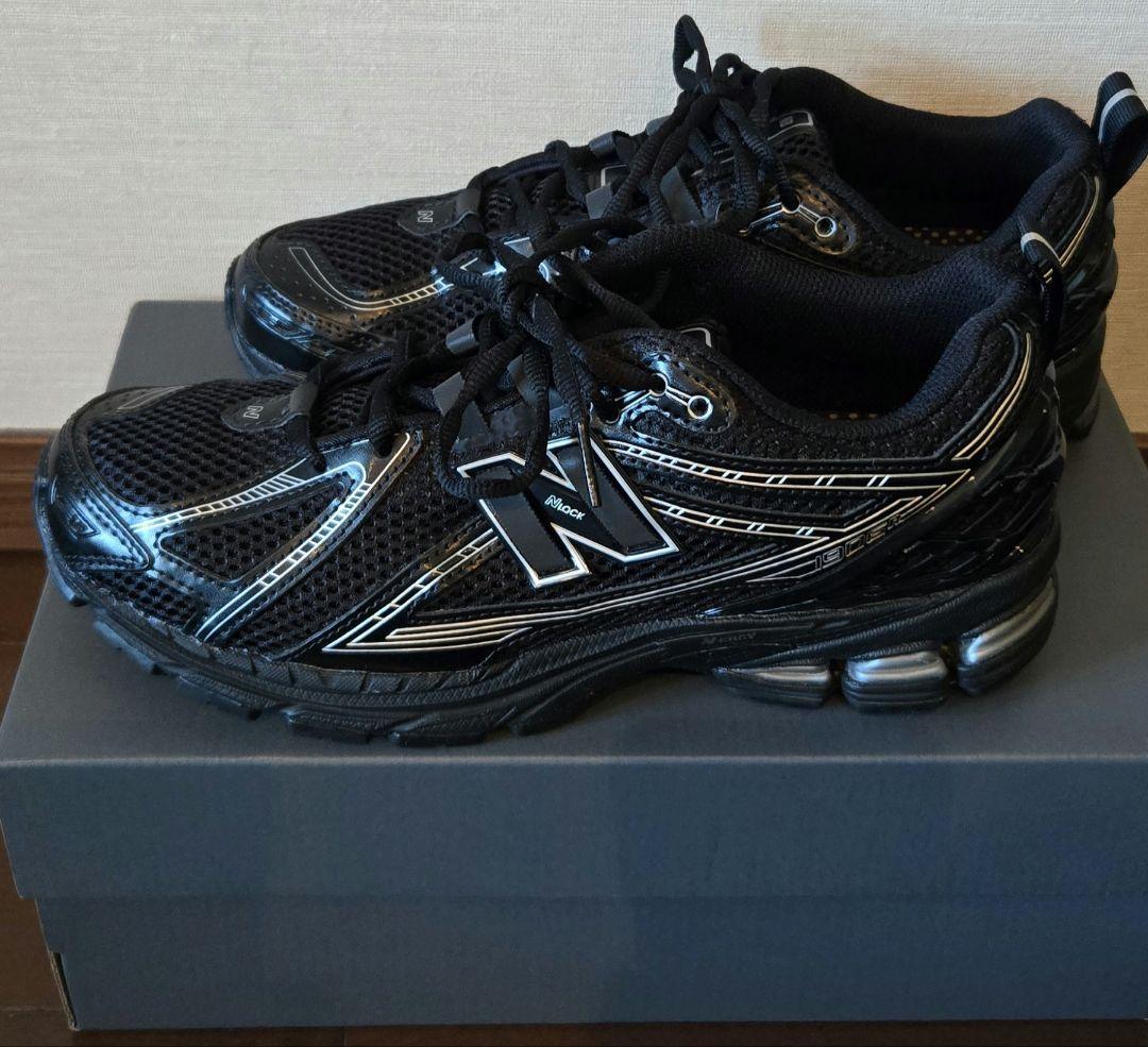 New Balance 1906R ブラック