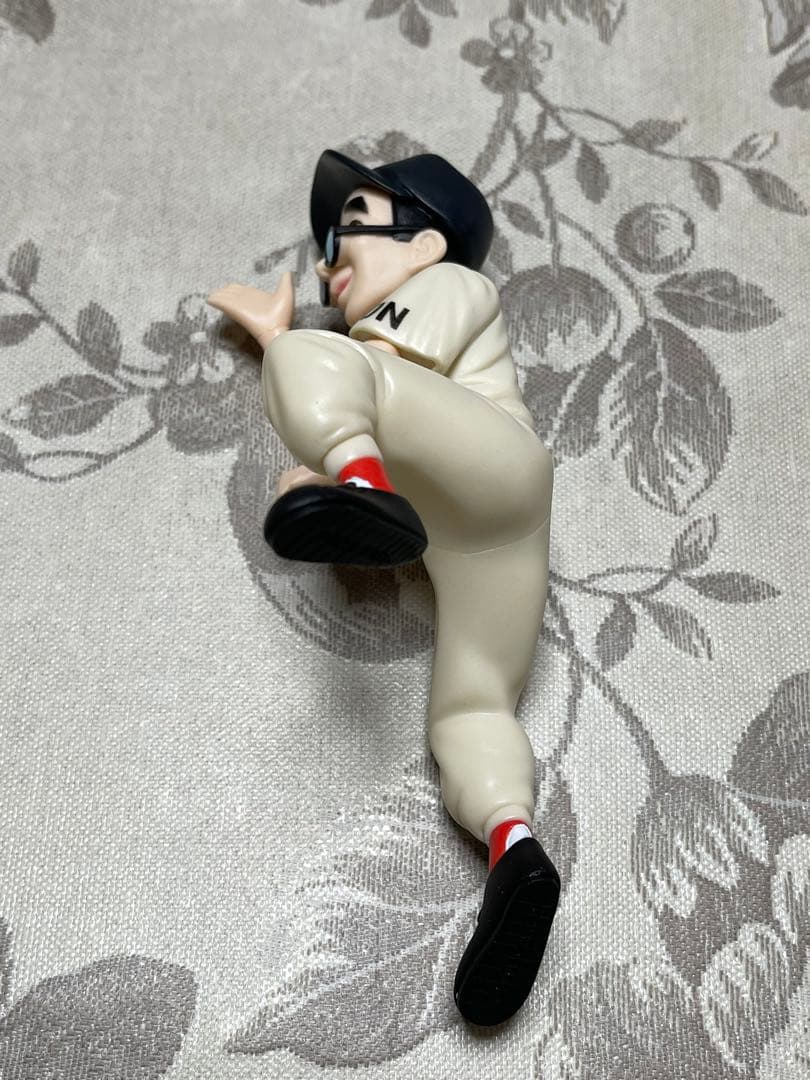 限定品! ダイハツ・ミゼットに乗る 崑ちゃん人形