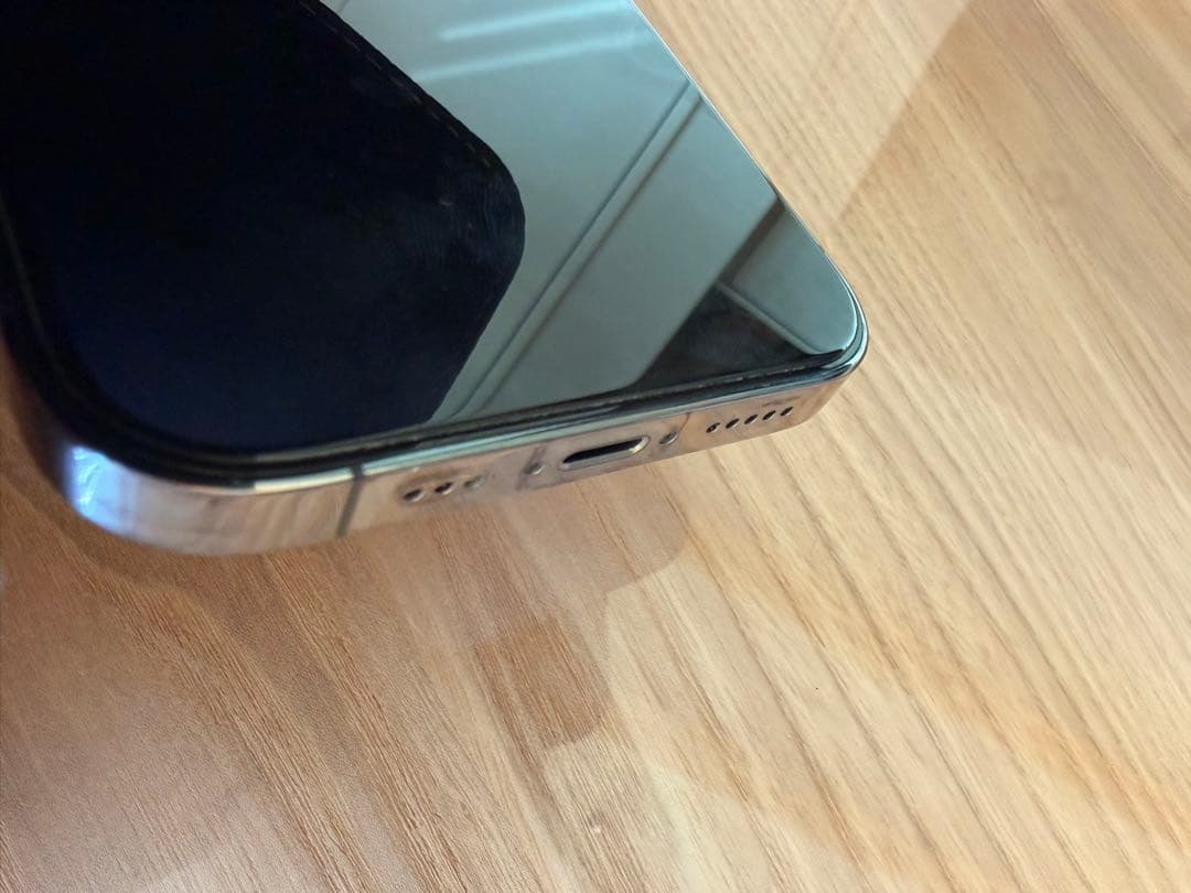 Apple iPhone 14 Pro 本体 充電ケーブル付