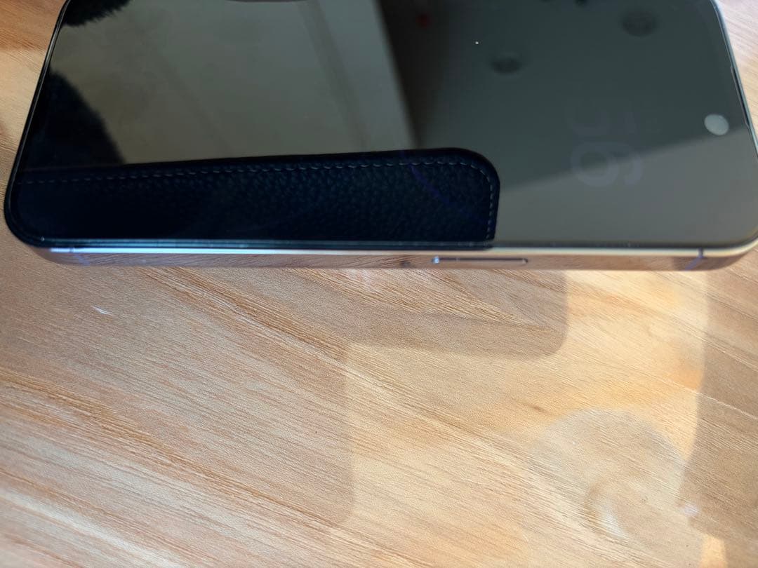 Apple iPhone 14 Pro 本体 充電ケーブル付