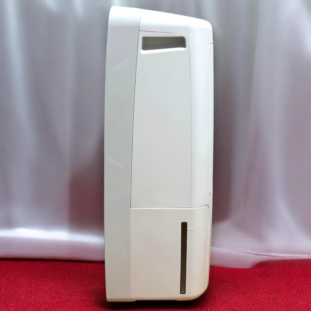 ☆美品 シャープ CV-H120 W 衣類乾燥除湿機 プラズマクラスター 12L