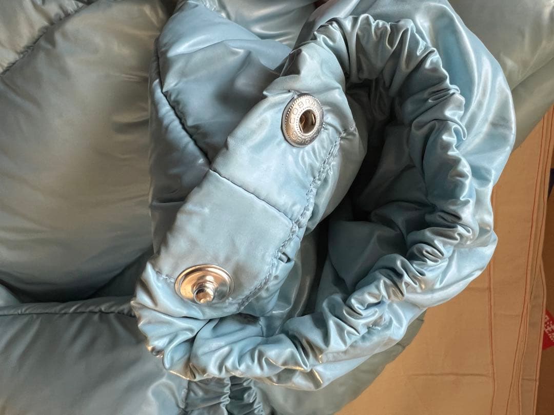 Moncler モンクレール　ダウンジャケット　ベスト　ライトブルー