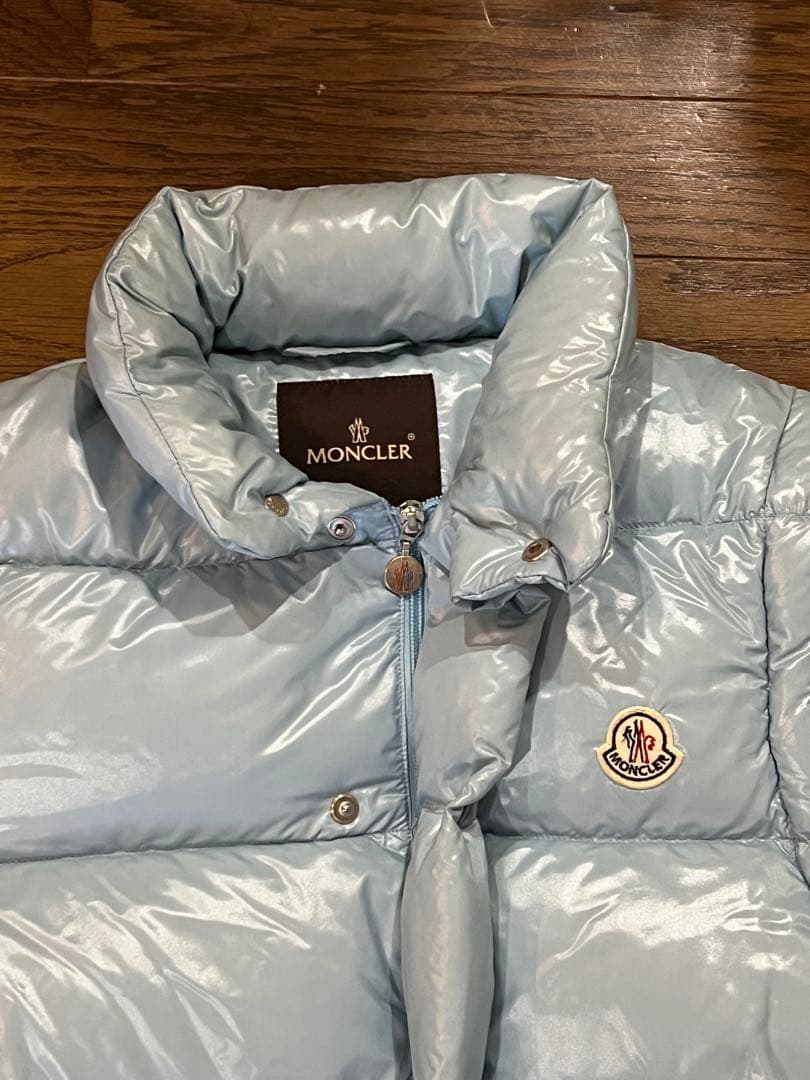 Moncler モンクレール　ダウンジャケット　ベスト　ライトブルー