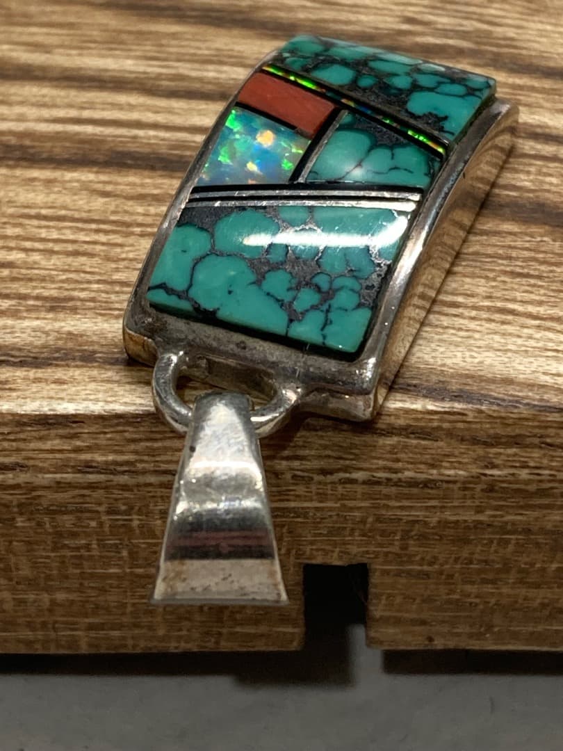 刻印 インディアン 作者名 インレイ ペンダントトップ シルバー ターコイズ