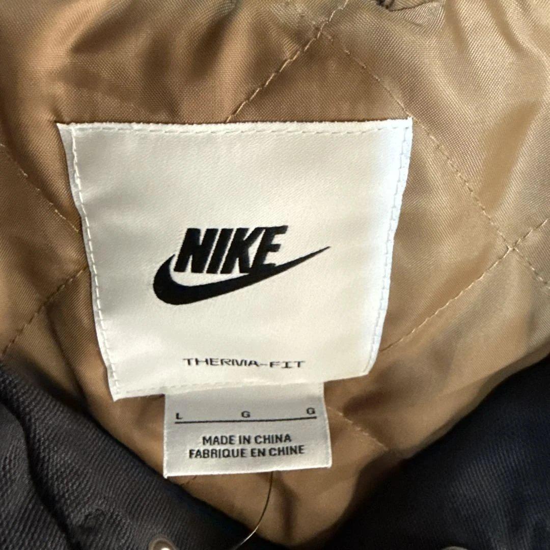 NIKE ブラックボタン付きジャケット