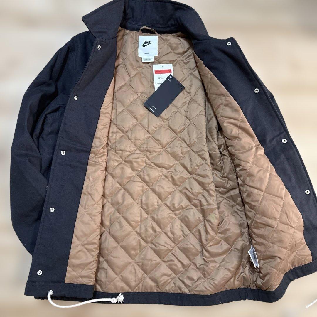 NIKE ブラックボタン付きジャケット