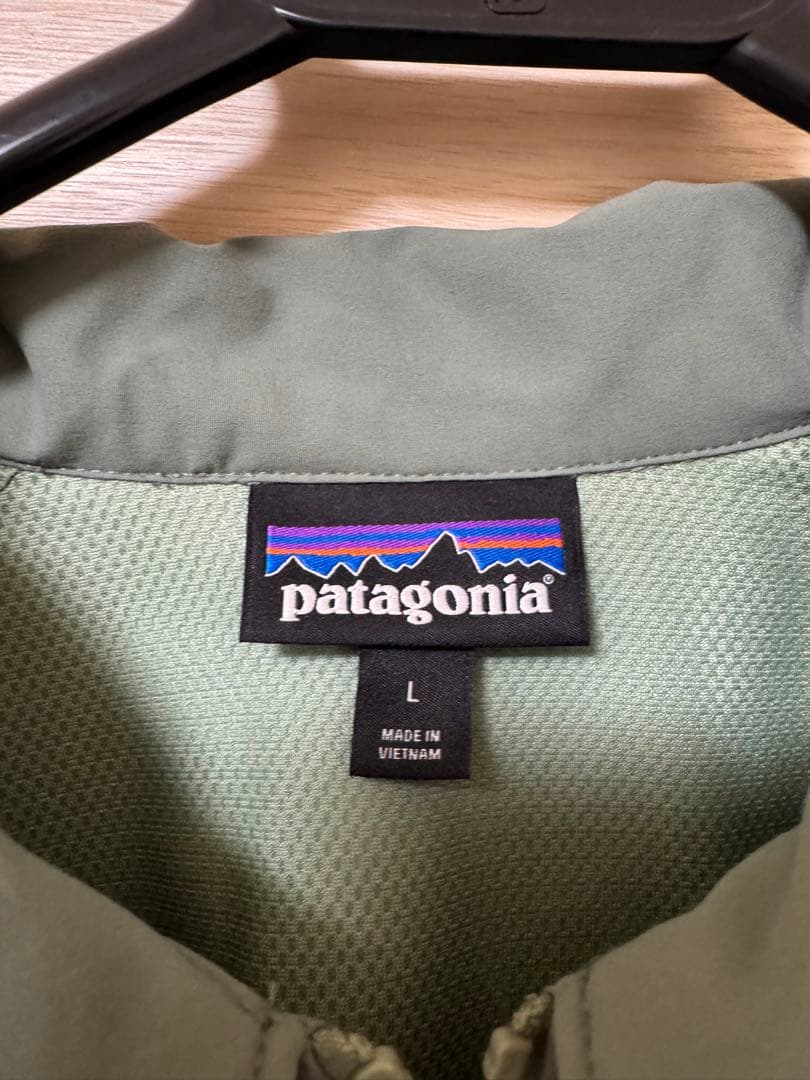 【美品】Patagonia バギーズジャケット Lサイズ　カーキ 撥水
