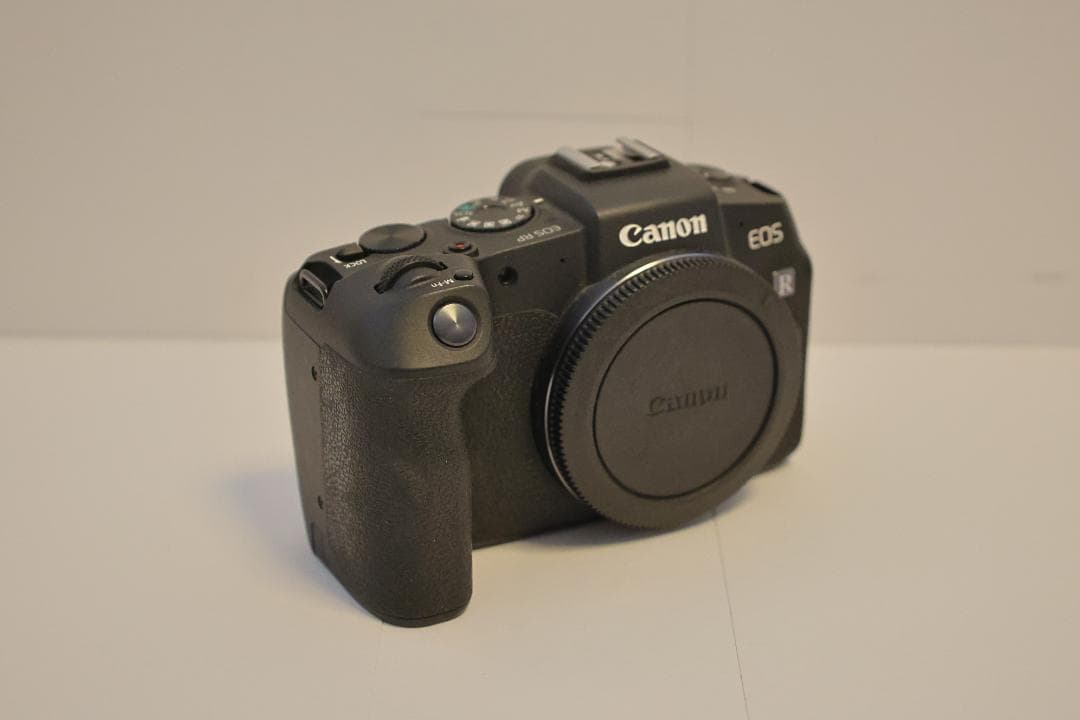 【美品 フルサイズミラーレスカメラ】EOS RP ボディ 他