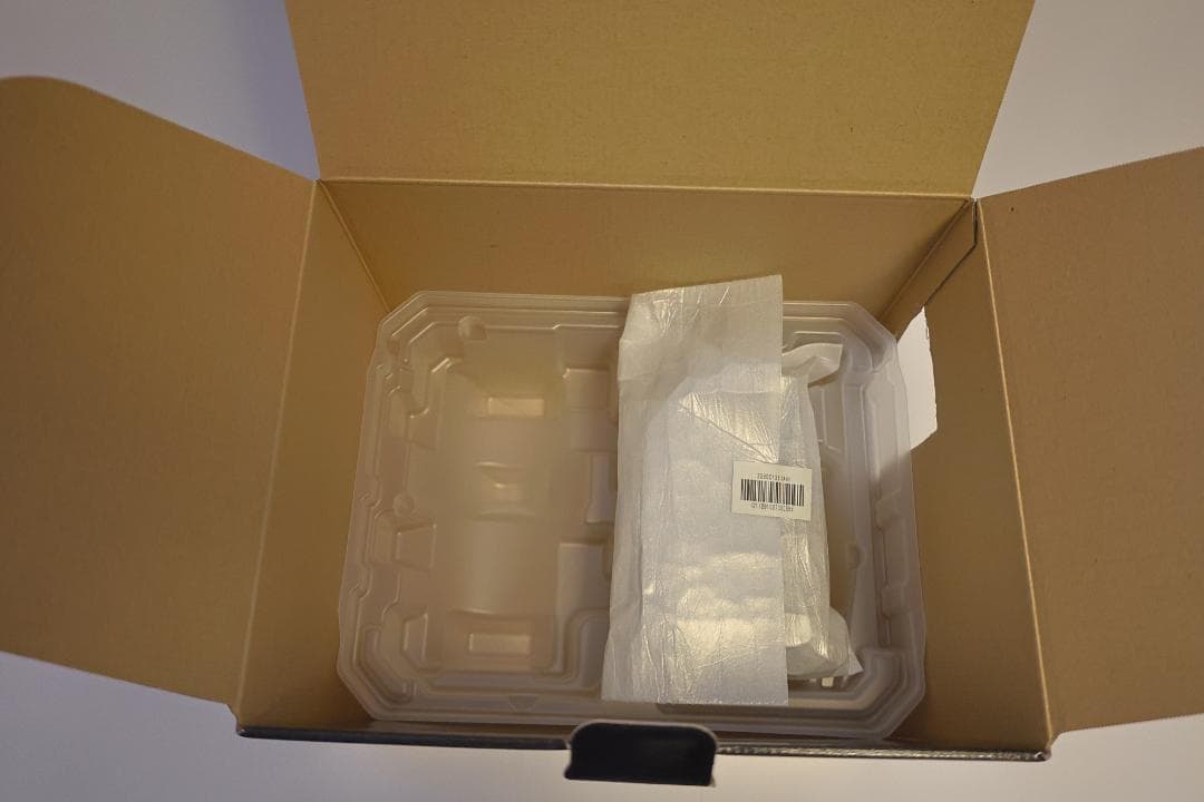 【美品 フルサイズミラーレスカメラ】EOS RP ボディ 他