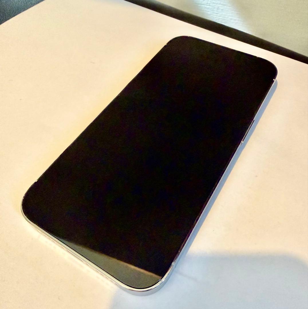 Apple iPhone 14 Pro本体 シルバー 128GB